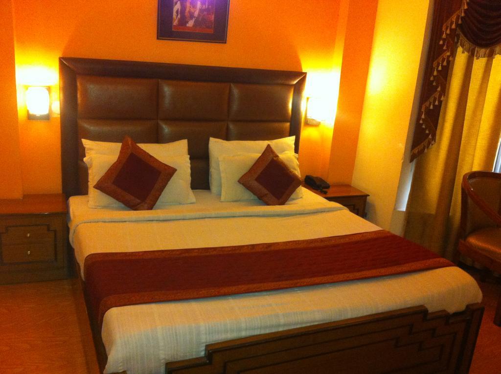 Hotel Smart Inn 2 New Delhi Luaran gambar