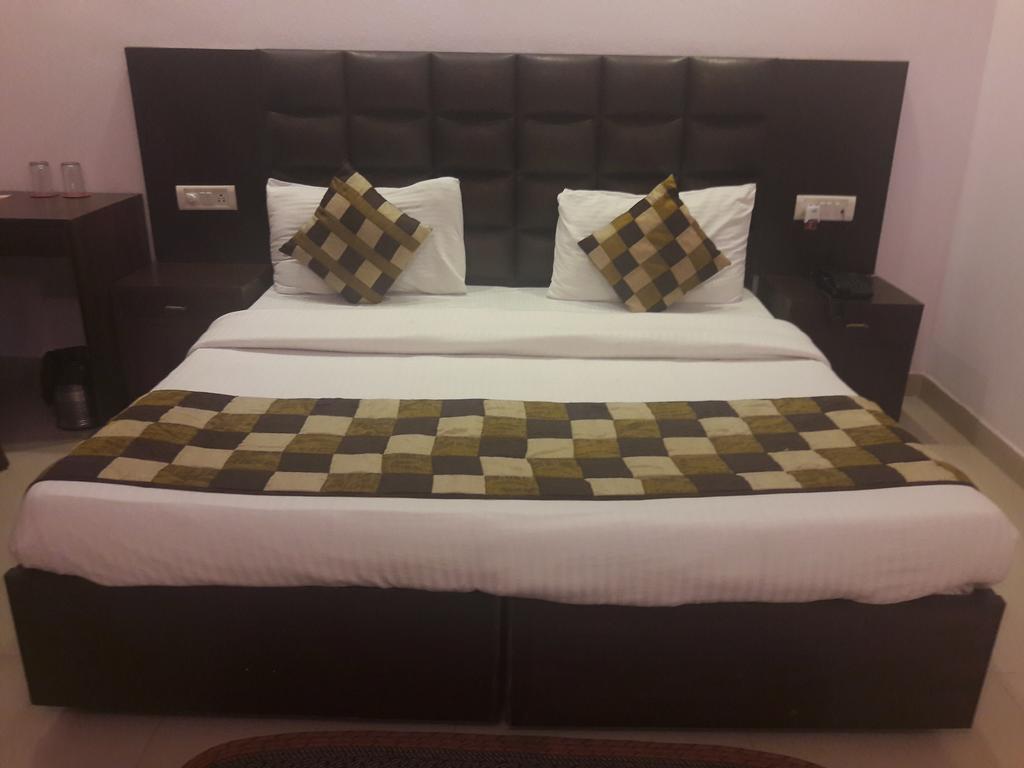 Hotel Smart Inn 2 New Delhi Luaran gambar