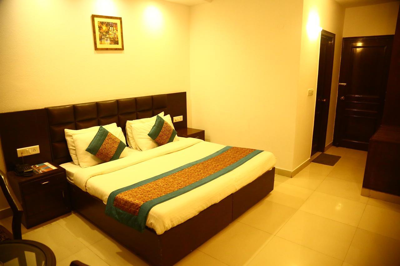 Hotel Smart Inn 2 New Delhi Luaran gambar