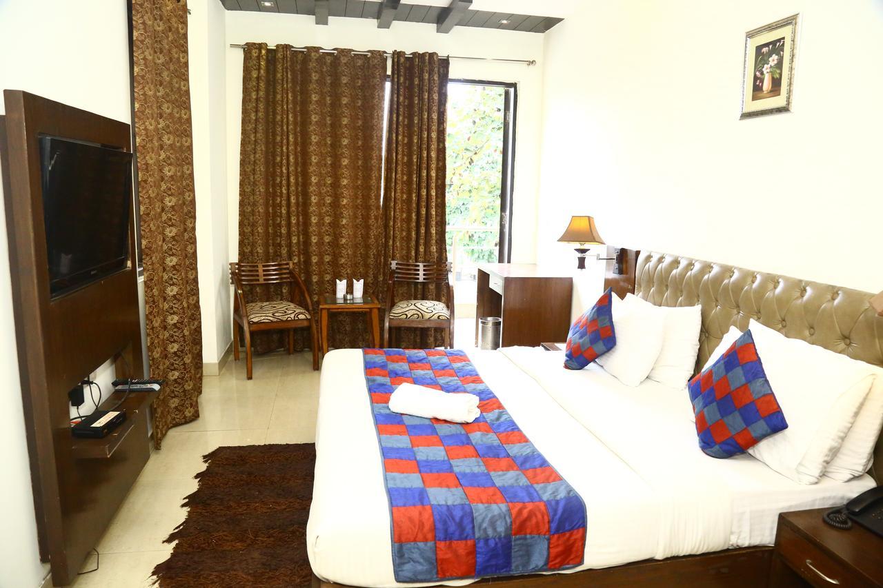 Hotel Smart Inn 2 New Delhi Luaran gambar